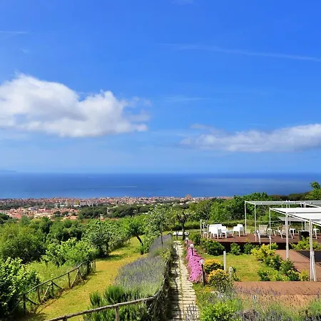 Tenuta Le Fornacelle Farm stay *
